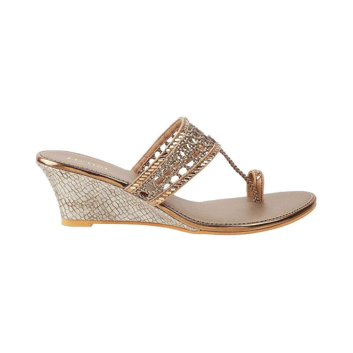Women Ethnic Slip Ons - Image 6